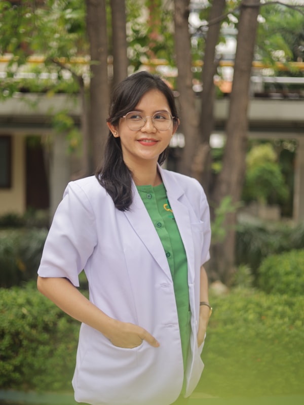 Dr. Nadia Rahman
